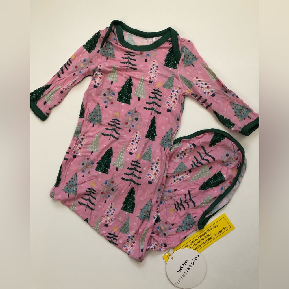 NWT Little Sleepies Pink Twinkling Trees Knotted Newborn Gown